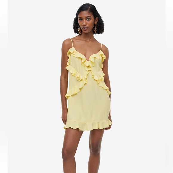 H&M Yellow Flounce Detail Ruffle Mini Dress - Picture 2 of 7